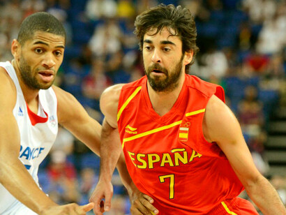 Navarro en un duelo contra el equipo francés