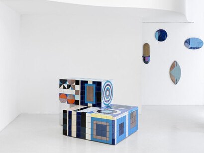 Claudia Wieser, From stone to cloud, exhibition view. Courtesy of Sies + Höke Galerie