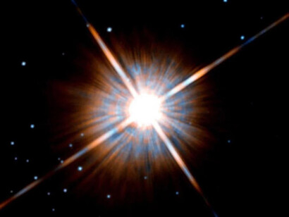 Acercamiento a Proxima Centauri con el telescopio Hubble