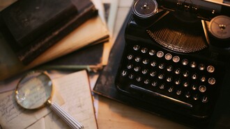 El éxito comercial de un libro no garantiza su calidad literaria, aunque muchas veces se haya confundido popularidad con valor estético