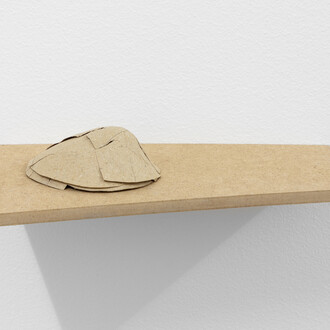 Um lugar desenhado pela passagem do corpo. Courtesy of Monitor Lisbon