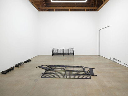 Fiona Connor, Broken sleeps, exhibition view. Courtesy of Château Shatto