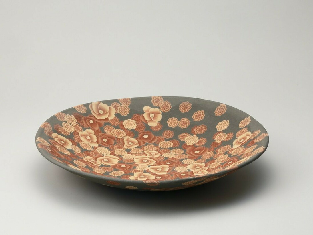 Ito Sekisui V, Mumyōi Neriage; Plate with Flower Patterns, 2016. Courtesy of Onishi Gallery
