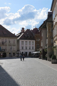Piazza nella città vecchia di Ljubljana