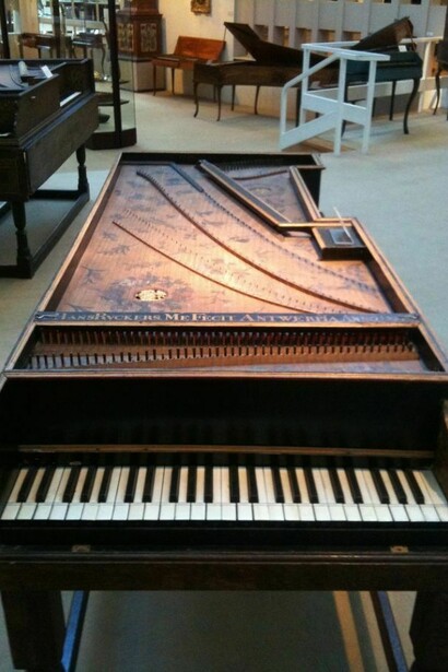 Harpsichord with a spinet in the same case by Johannes Ruckers, Antwerp, 1594.