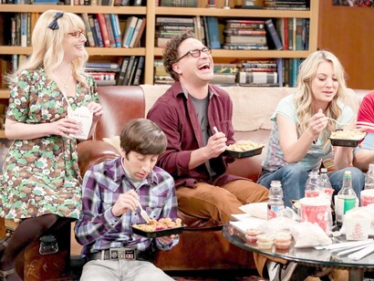 Image from "The Big Bang Theory" tv series; from left the characters: Bernadette, Howard, Leonard and Penny