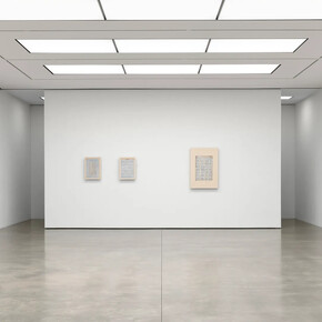 Park Seo-Bo, The newspaper ecritures, 2022–23, ehxibition view. Courtesy of White Cube
