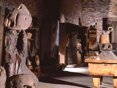 Anthony Caro. Courtesy of Gemäldegalerie