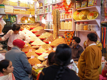Khari Baoli Road, Chandni Chowk, Delhi, India