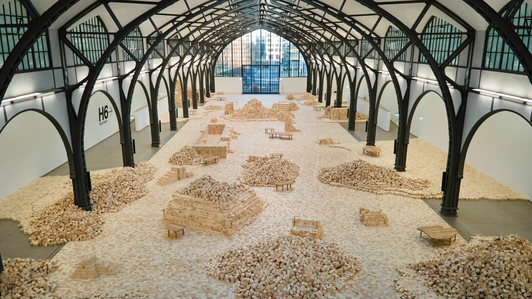 Lina Lapelytė, We make years out of hours, exhibition view. Courtesy of Hamburger Bahnhof