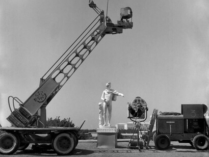 Herbert List, Roma, Cinecittà Studios, 1953, Sul set di Ulisse, un film della Ponti-De Laurentiis Cinematografica, interpretato da Kirk Douglas, Silvana Mangano e Anthony Quinn © Herbert List / Magnum Photos