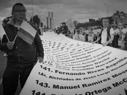 En Colombia, las protestas de la ciudadanía que exige justicia por los asesinatos de líderes sociales, como los ambientalistas son continuas