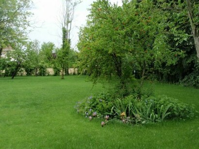 Giardino residenziale fuori città  
