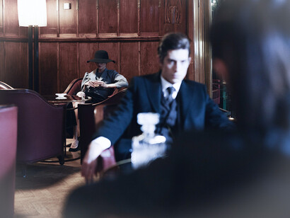 Le zapping. Cela consiste à passer d’une personne à une autre, d’une conversation à une autre, d’une activité à une autre aussi vite qu’un clic sur nos smartphone