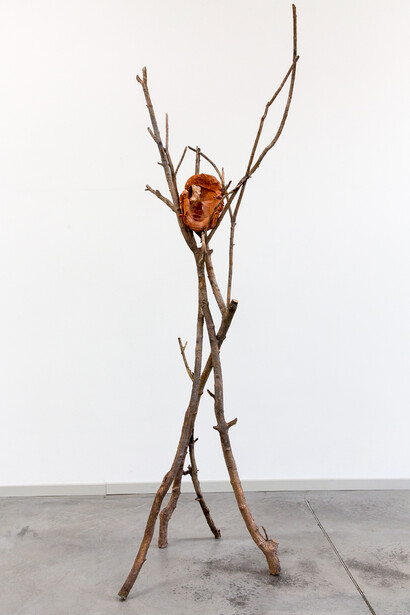 Giuseppe Penone, Terra su terra - Volto (Earth on Earth - Face), 2014, Bronze, terracotta, 93-11/16 x 35-3/8 x 27-1/2 in. 238 x 90 x 70 cm