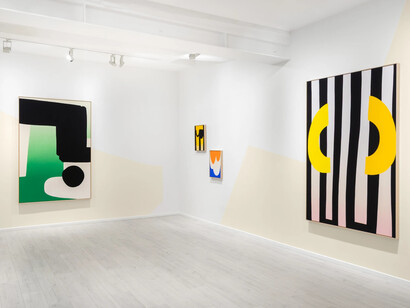 Cornelia Baltes, The sun stumbles in, exhibition view. Courtesy of Andréhn-Schiptjenko
