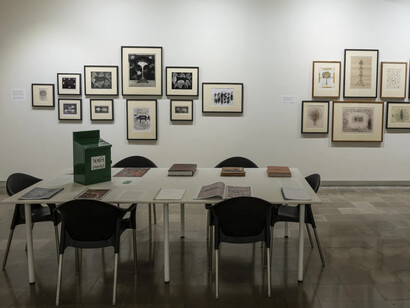 Gulammohammed Sheikh, Hand prints | Mind prints, exhibition view. Courtesy of Vadehra Art Gallery