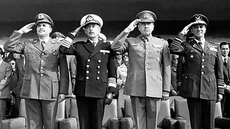 From left to right: César Mendoza, General Director of Carabineros; José Toribio Merino, Commander-in-Chief of the Navy; Augusto Pinochet, Commander in Chief of the Army and Gustavo Leigh Guzmán, Commander in Chief of the Air Force, 1973