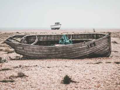 Todo vago, todo difuminado, lo cierto es que los hermanos se perdieron en la neblina de la guerra, como otros tantos y nunca más se volvieron a ver
