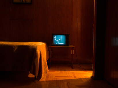 Tania Franco Klein, Contained (self-portrait), from Positive disintegration, 2016. Courtesy of Yancey Richardson 