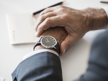 Evitar procrastinar es una tarea bastante complicada en el siglo XXI y se debe sobre todo a que existen muchas formas de distraerse