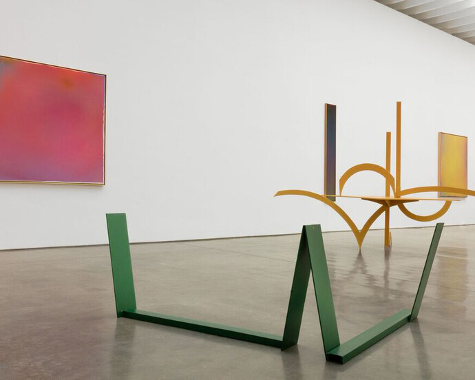 Caro & Olitski: 1965 – 1968. Courtesy of Paul Kasmin