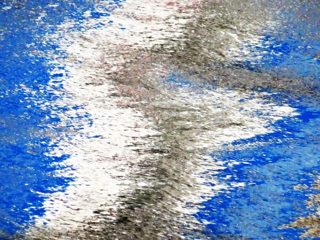 Kitty Chou, Blue, White & Grey #1, 2014, Inkjet on Hahnemühle photo rag paper, 76 x 102 cm; (29 7/8 x 40 1/8 in.), Edition of 5 + 2 AP (#1/5), Copyright the Artist, Courtesy Ben Brown Fine Arts, London