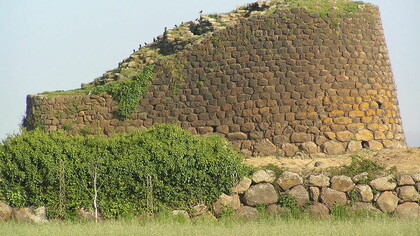 Abbasanta, resti del Nuraghe Losa