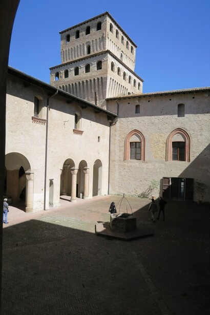 Interno del Castello di Torrechiara