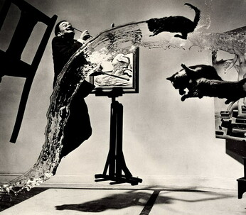 Dalí's Atomicus (1948) © Philippe Halsman