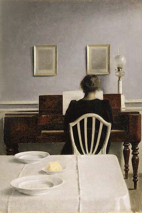 Vilhelm Hammershøi, Interior con mujer y piano (1901)
