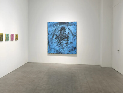 Louisa Chase, The eighties, exhibition view. Courtesy of Berry Campbell