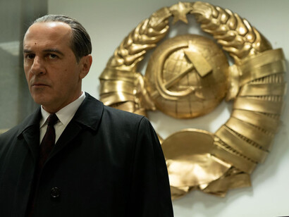 El actor Merab Ninidze interpreta al oficial soviético Oleg Penkovsky en el «El Espía Inglés». Foto: Diamond Films