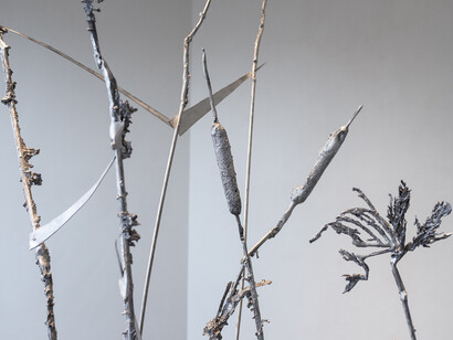 Maija Fox and Valo Vairio, A base for a crane, exhibition view. Courtesy of Galleria Sculptor