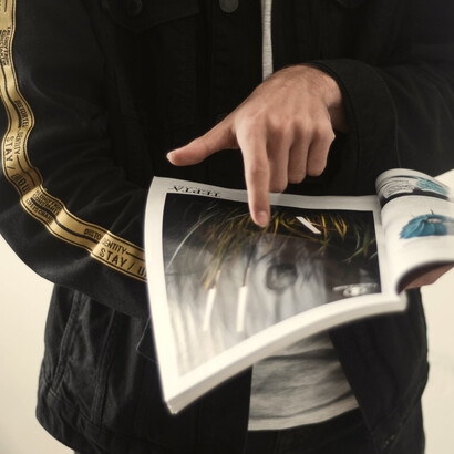 Jornais, livros e revistas: Armas contra o analfabetismo na era digital