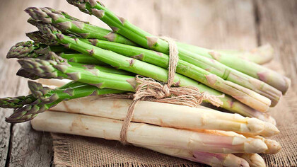 Asparagi verdi e asparagi bianchi friulani