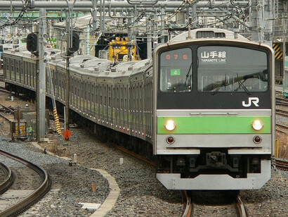 Train on Yamanote line