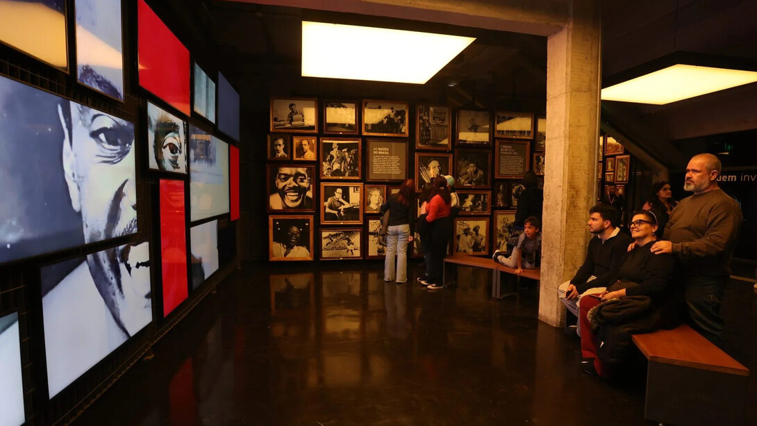 Permanent exhibition of the Football Museum, exhibition view. Courtesy of the Football Museum