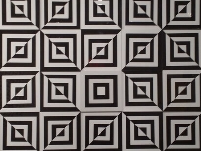 Uili Lousi. 221. 3D cut glass. 120 x 120 cm