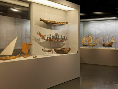 L'Afrique des routes, Exhibition view. Courtesy of Musée du Quai Branly