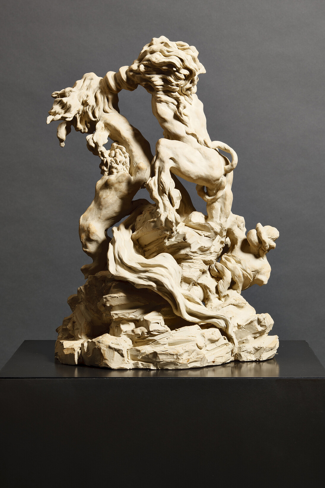 Hugo Wilson, Labour 1, 2014, Terracotta, 40 x 40 x 40 cm 
