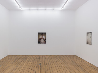 Mike Silva, installation view. Courtesy of The Approach