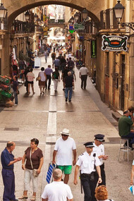 De pintxos por el centro de San Sebastián