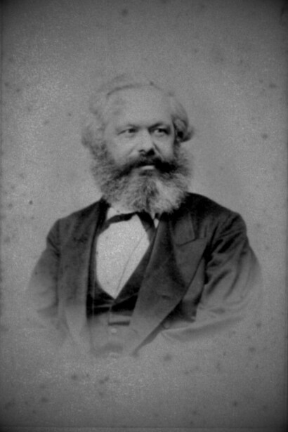 La obra de Karl Marx presenta graves vacíos teóricos y errores antropológicos demostrados por diversos analistas