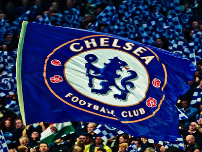 La colorida enseña del Chelsea