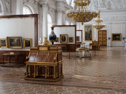 Empress Maria Alexandrovna in the Winter Palace, Exhibition view. Courtesy of The State Hermitage Museum