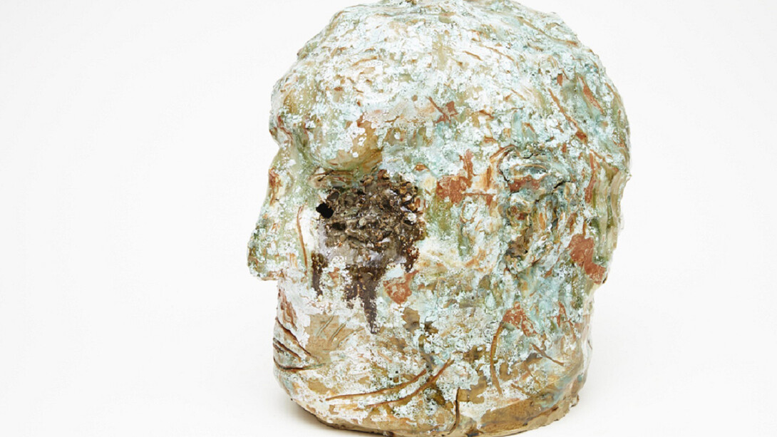 Jesse Wine, Chester man VI, 2014, glazed ceramic, 22 x 21 x 3 in (55 x 53 x 7 cm)