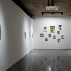 Jagath Weerasinghe, How many skies have fallen, exhibition view. Courtesy of Nature Morte