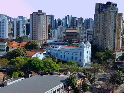 Explore os desafios enfrentados pelo hip hop em Belo Horizonte, desde a ameaça da gentrificação até a presença policial