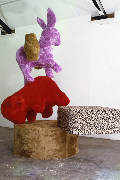 Eric Bainbridge, Workplace Occurrence on an Endless Column, courtesy of the artist and Workplace Gallery	